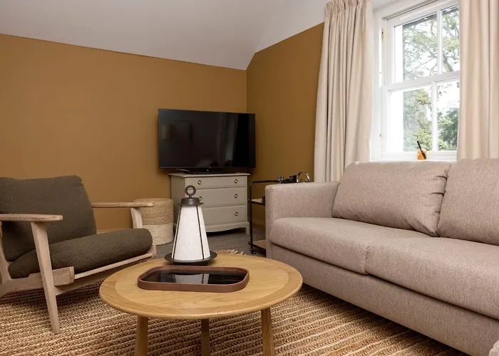 Pine Trees Hotel Pitlochry